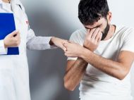 Двоїння в&nbsp;очах, розлад травлення, сухість у&nbsp;роті: як&nbsp;розпізнати ботулізм