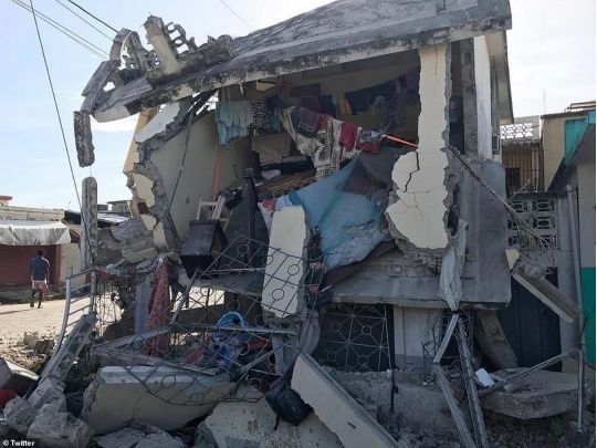 Разрушения в результате землетрясения на Гаити