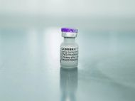 Задишка і&nbsp;біль в&nbsp;грудях: при вакцинації Pfizer і&nbsp;Moderna можуть виникнути проблеми з&nbsp;серцем&nbsp;&mdash; ЕМА