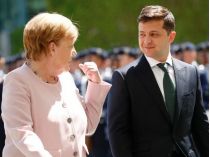 Социолог прокомментировал публикации европейских СМИ об Украине накануне визита Меркель