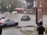 Більше місячної норми за&nbsp;дві години: окупований Крим накрила потужна злива