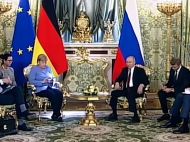 Зустріч Меркель і&nbsp;Путіна пройшла на&nbsp;&laquo;дуже високому рівні&raquo;: курйозне відео