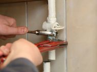 Чи&nbsp;можуть відключити газ, світло та&nbsp;воду боржнику у&nbsp;багатоквартирному будинку: що&nbsp;кажуть юристи