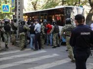Біля будівлі ФСБ в&nbsp;окупованому Криму затримано близько 50 осіб: що&nbsp;відомо