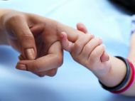 Залежить від віку дитини: експерти пояснили, чи&nbsp;може молода непрацююча вдова отримувати пенсію у&nbsp;зв&rsquo;язку з&nbsp;втратою годувальника