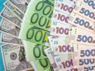 Курси долара та&nbsp;євро знову знижуються: чи&nbsp;надовго