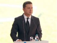 &laquo;Ми&nbsp;будуємо дороги, щоб не&nbsp;впадати у&nbsp;депресію&raquo;: Зеленський виступив на&nbsp;форумі YES
