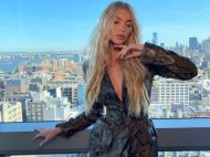 &laquo;Ангел&raquo; Victoria's Secret знялася цілком оголеною разом із&nbsp;семимісячною дочкою