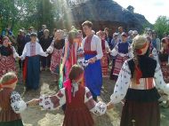 &laquo;Осінь весільна&raquo; в&nbsp;Пирогові та&nbsp;поетичний вечір на&nbsp;Софійській площі: куди піти у&nbsp;Києві у&nbsp;вихідні