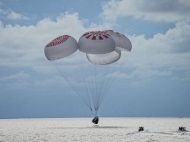 Приводнение прошло успешно: туристы миссии SpaceX вернулись на&nbsp;Землю