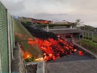 На&nbsp;Канарах йде евакуація: вперше за&nbsp;50 років почалося виверження вулкана Кумбре-В'єха &mdash; відео