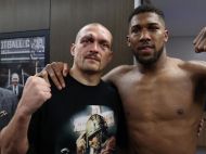Усик зробив ексклюзивний подарунок Ілону Маску і&nbsp;повернувся до&nbsp;Києва