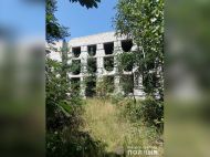 Зв'язала скотчем і&nbsp;кілька разів ударила ножем: на&nbsp;Житомирщині 15-річну дівчинку підозрюють у&nbsp;вбивстві підлітка