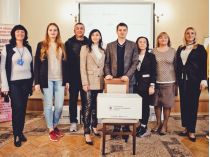 FAVBET Foundation та Мінцифра перетворюють сільські бібліотеки на цифрові хаби по всій Україні