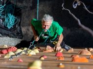 &laquo;Це&nbsp;диво, що&nbsp;я&nbsp;вижив і&nbsp;нічого собі не&nbsp;зламав&raquo;: 81-річний скелелаз Юрій Василенко став чемпіоном України
