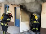 В&nbsp;Києві горіла гімназія: довелося евакуювати 1500 дітей