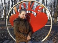 Поїхала до&nbsp;товариша: в&nbsp;Києві шукають неповнолітню дівчину, яка перестала виходити на&nbsp;зв'язок