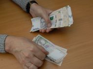 Українським пенсіонерам доплатять по&nbsp;400 грн: у&nbsp;кого є&nbsp;шанс отримати підвищені виплати