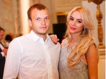 Олег Гусев развелся с женой