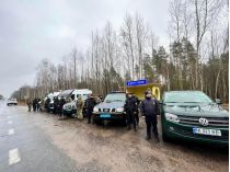 Усиленное дежурство силовиков Украины на границе с Беларусью