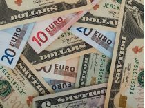 евро и доллары