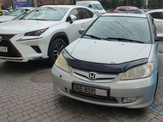 Украинцы "придумали" хитрый способ избежать штрафов за неправильную парковку: в чем его суть