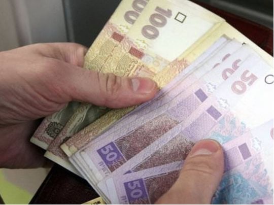Не менше 2600 грн: у ПФУ пояснили, на які виплати можуть розраховувати 80-річні «чорнобильці» та члени їхніх сімей