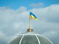 Непритомність у Раді: як нардепи рятували дівчину, що втратила свідомість (відео)