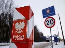 Потрібен тільки паспорт вакцинації: Польща пом&#39;якшила правила в&#39;їзду в країну для трьох груп українців
