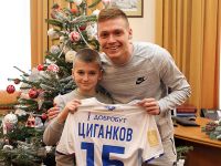 Виктор Цыганкова с 9-летним Даниилом