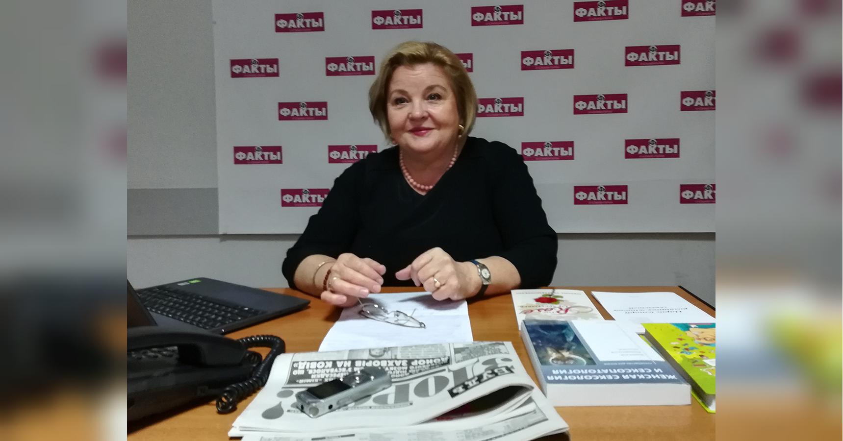 Коли з дітьми слід починати розмову про секс та як зберегти сексуальне бажання під час гормональної перебудови: розповідає сексопатолог