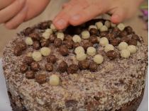 Шоколадный торт на День влюбленных от Людмилы Борщ: лучший способ выразить свою любовь всем, кто вам дорог