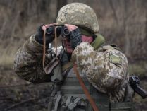 На Донбассе ранен боец ВСУ: оккупанты открывали огонь около Марьинки, Невельского и Песков