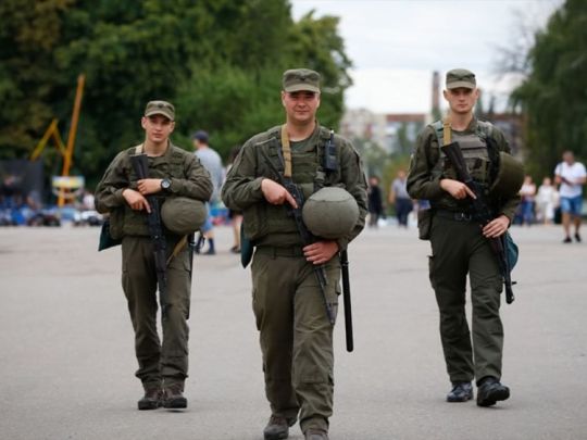 Україна ввела воєнний стан: що зміниться