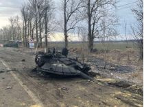 Разбитый танк ВС РФ