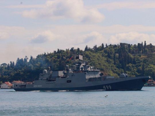 Туреччина закрила Босфор та Дарданелли для проходу військових кораблів Росії