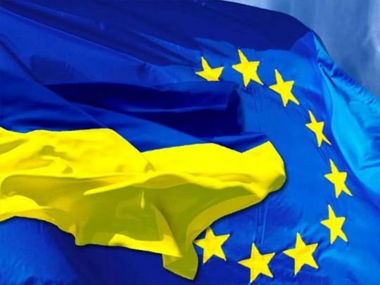 Европарламент рекомендовал принять Украину в ЕС