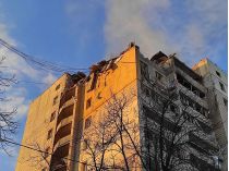 Безумные орки путина варварски обстреляли Киев: повреждены две многоэтажки 