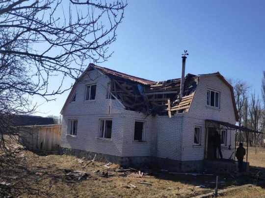 Зруйнований будинок