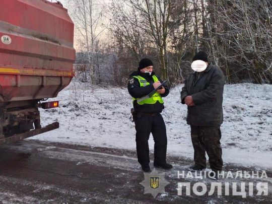 Шестирічна дитина загинула під колесами сміттєвозу на Чернігівщині