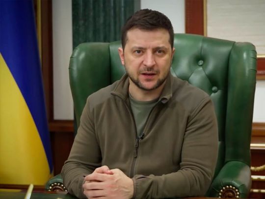 «Обіцянки на переговорах не заглушають розриви снарядів»: Зеленський розповів, що є гарантією виживання України