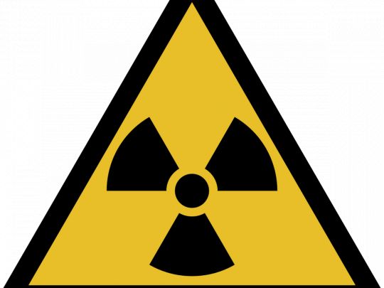 Знак радіація