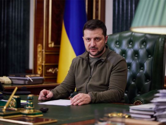«Припиніть виставляти собі дурнями»: Зеленський звернувся до нардепів, які побажали змінити гімн України