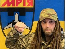 Потрібні люди для ротації: лідер гурту Green Grey пояснив, чому вирішив зі зброєю в руках захищати Україну