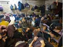 Жителі села Ягідне у підвалі