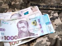Сума може відрізнятися: Рєзніков розповів, як нараховуються виплати українським військовим