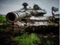 Розбитий танк окупантів