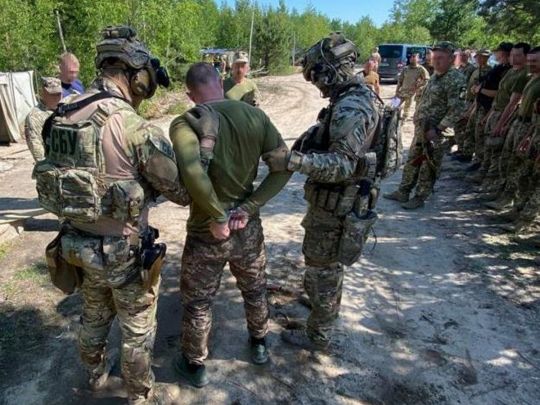 Проходив «військову» службу у «ДНР»: затримали терориста, який влаштувався у десантні війська України