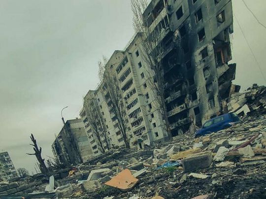 Зруйнований будинок
