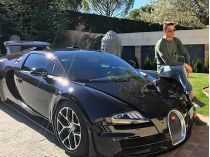 Криштіану Роналду та Bugatti Veyron